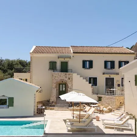 Villa Lithos Courtyard