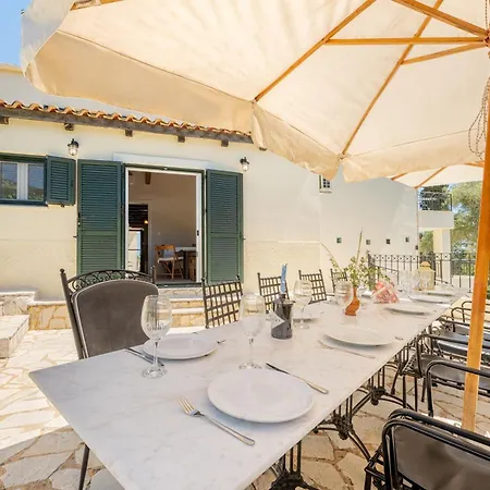 Lithos Courtyard *