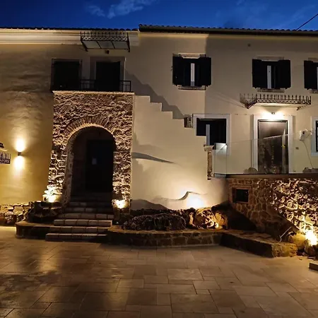 Villa Lithos Courtyard