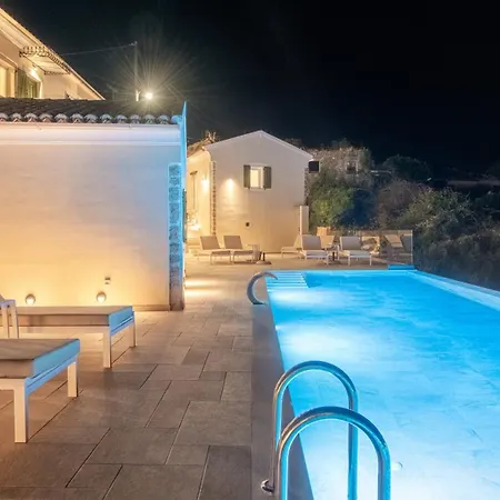 Lithos Courtyard * Kothonikion